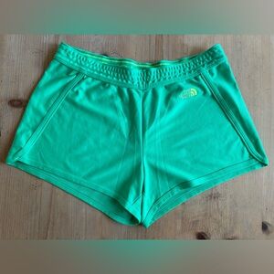 The North Face - women’s shorts, green, size M